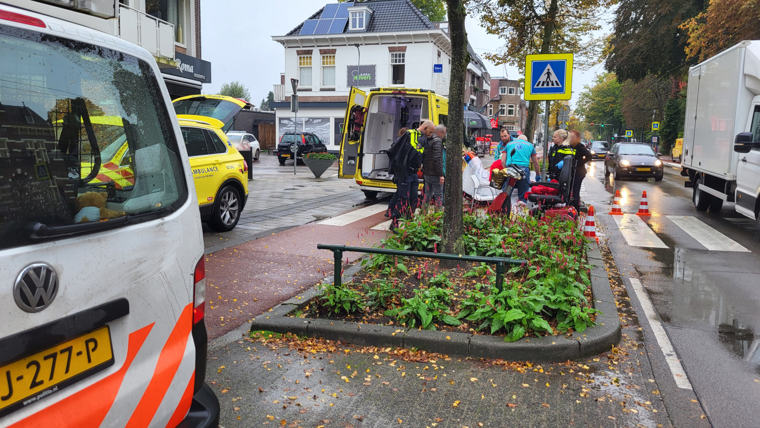 Gewonde met scootmobiel na aanrijding in Oosterbeek