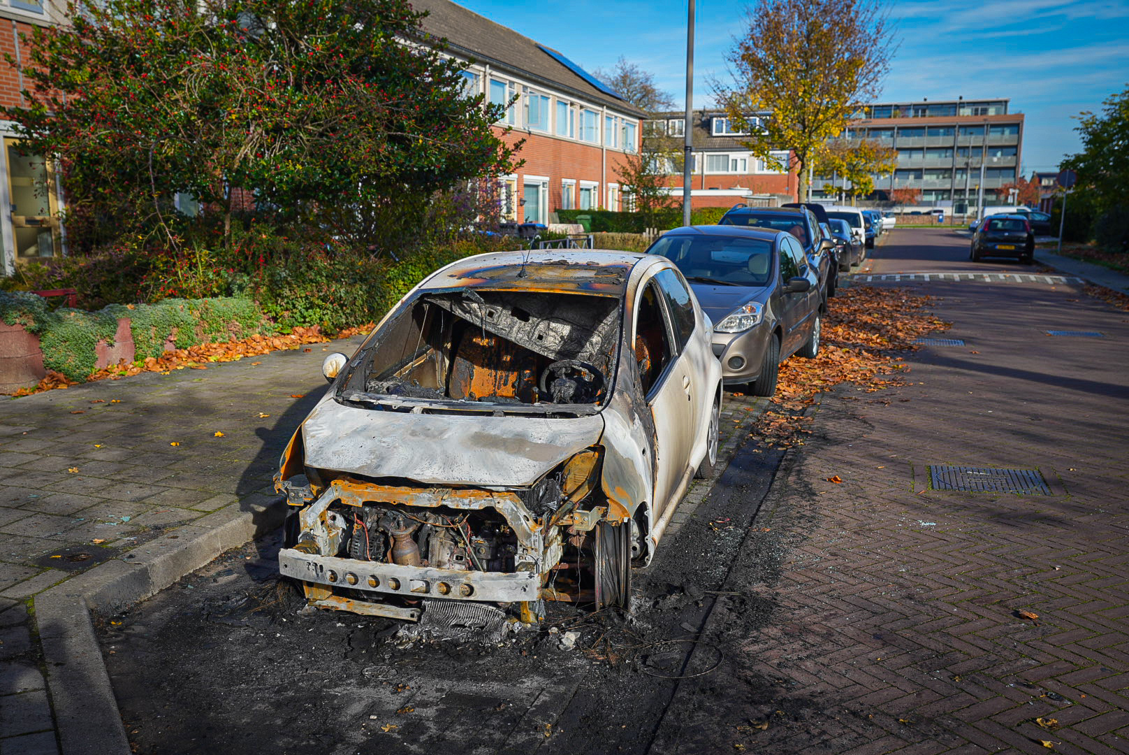 Arnhem: Drie autobranden gesticht in uur tijd