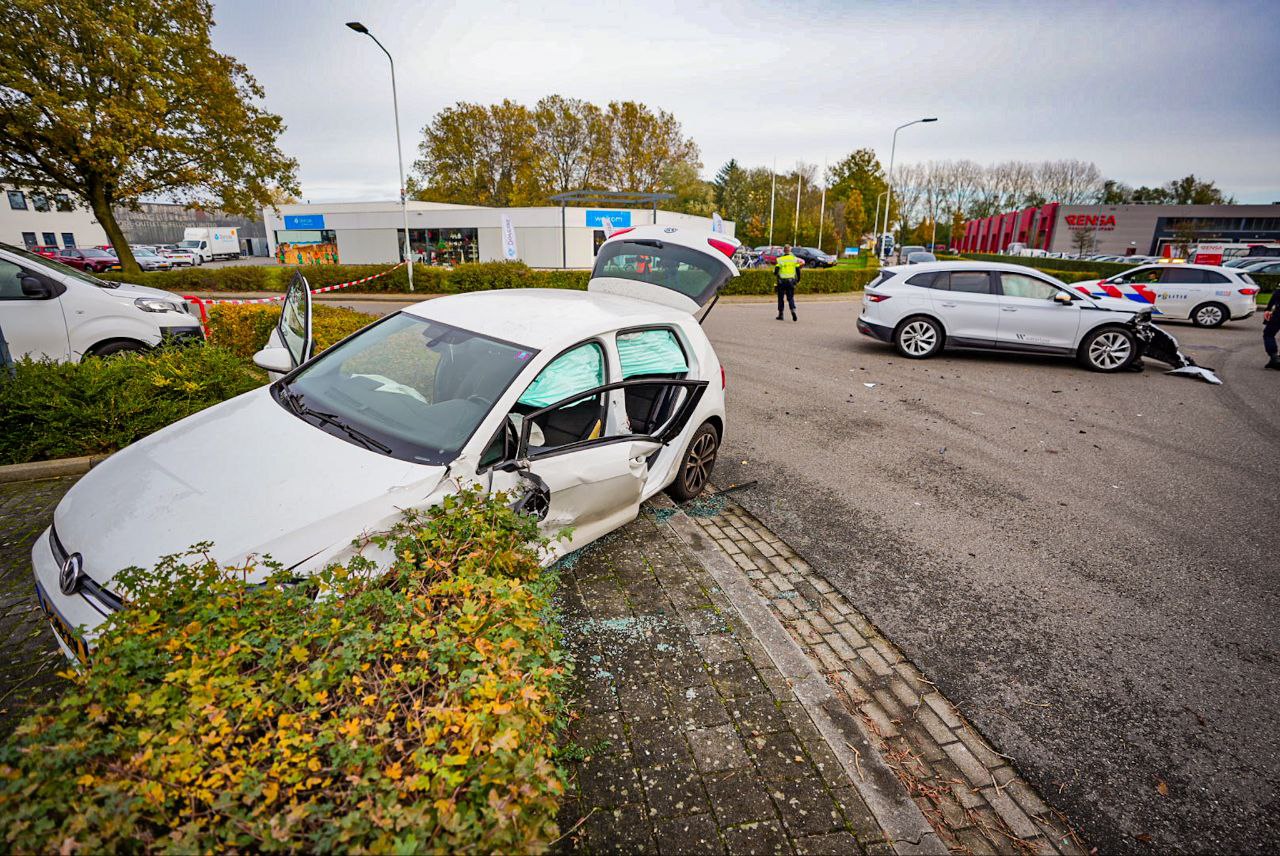Automobilist gewond bij ongeval op industrieterrein in Doetinchem