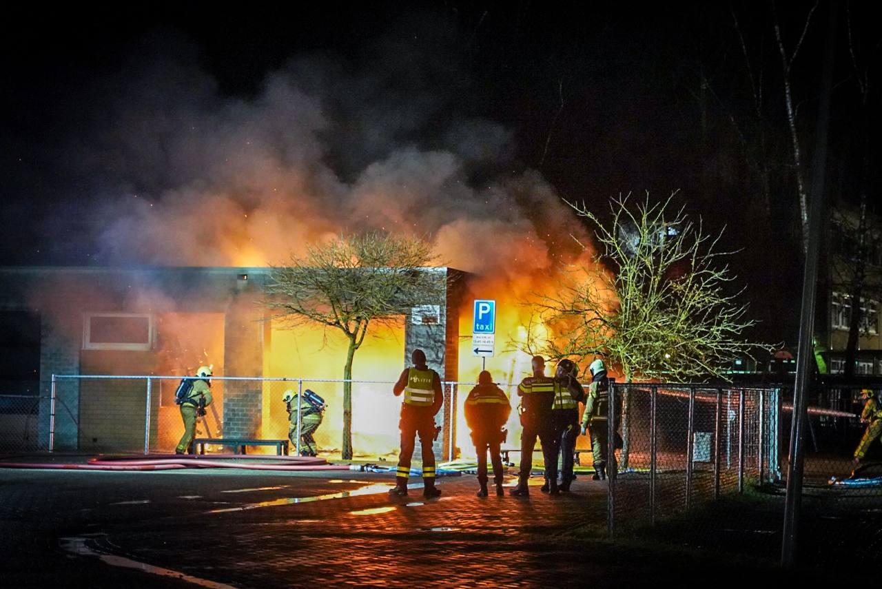 School voor speciaal onderwijs zwaar beschadigd door brand