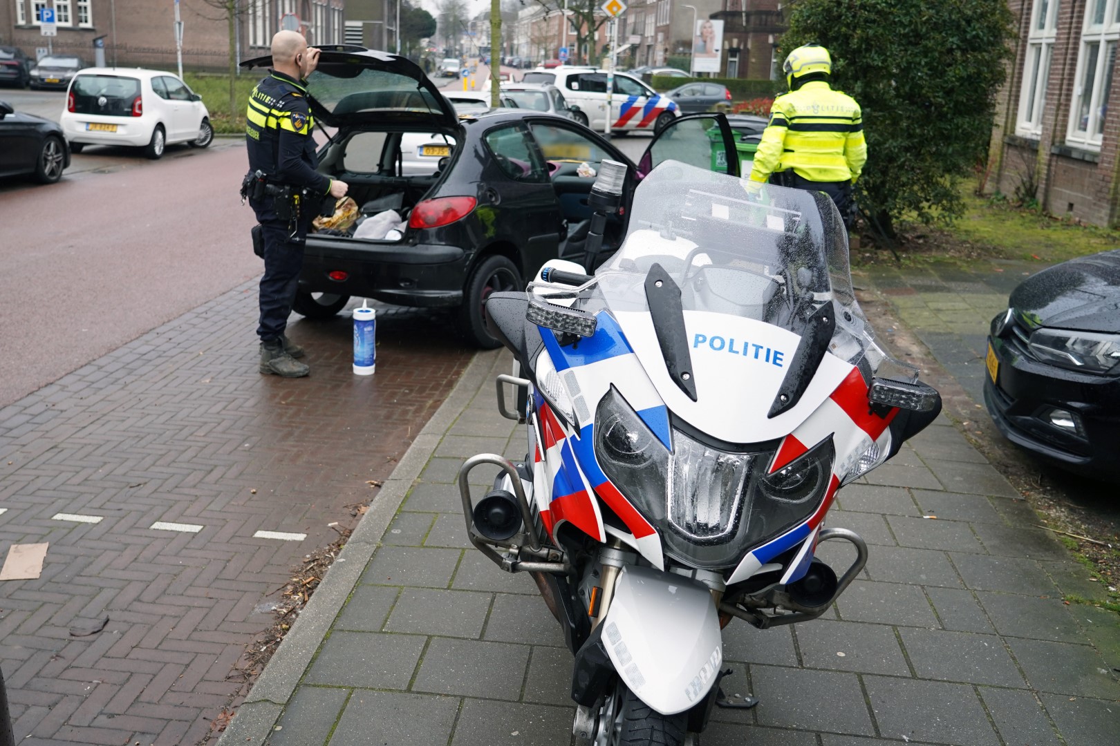 Automobiliste aangehouden met gestolen kentekenplaten en drugs in Nijmegen