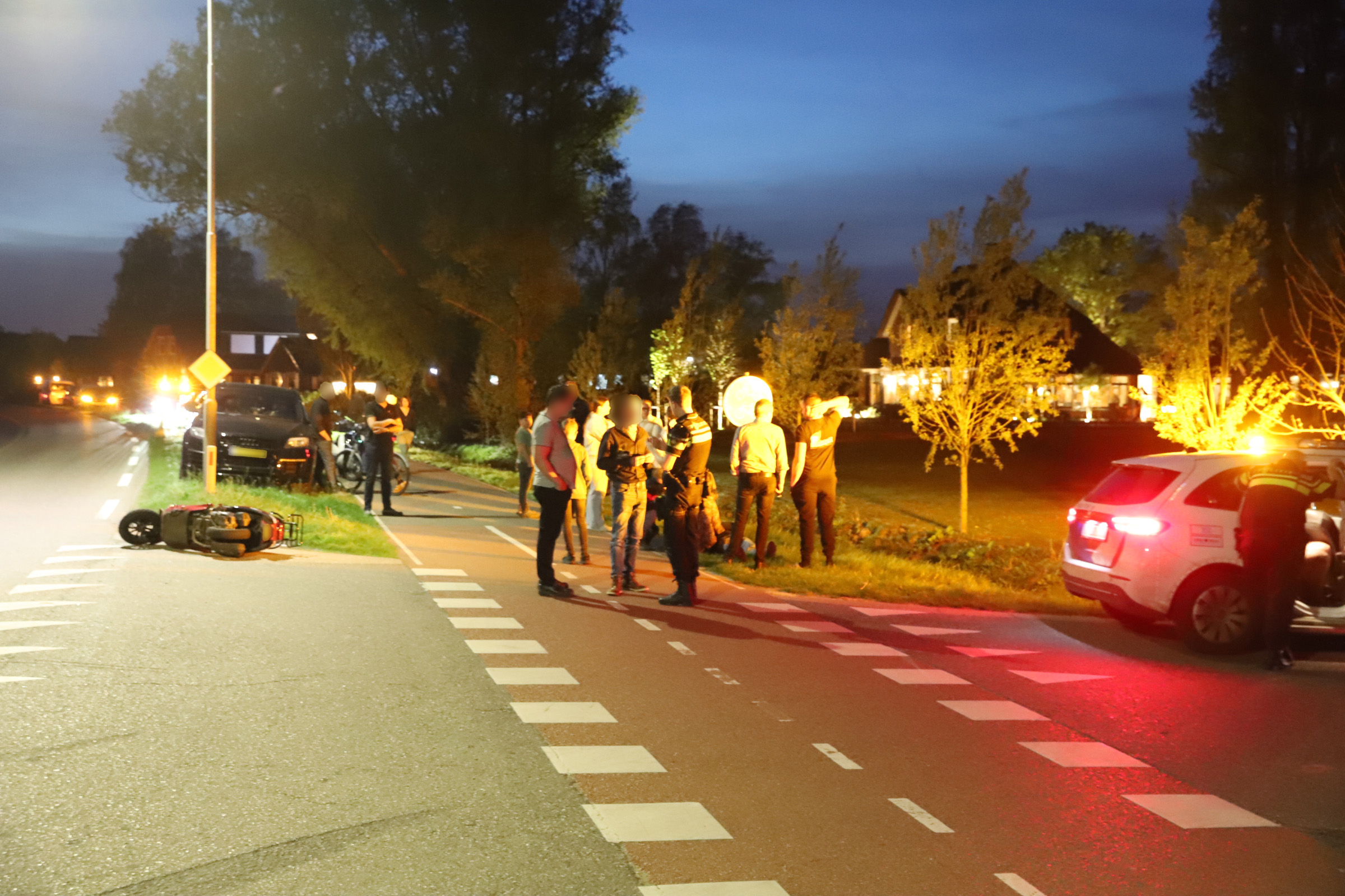 Bestuurder aangehouden na aanrijding met scooter in Barneveld