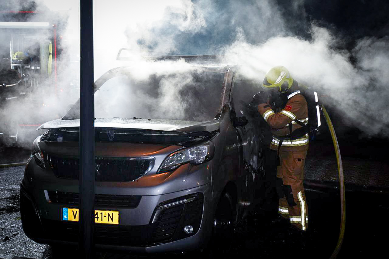 Vierde autobrand binnen één week in Apeldoorn