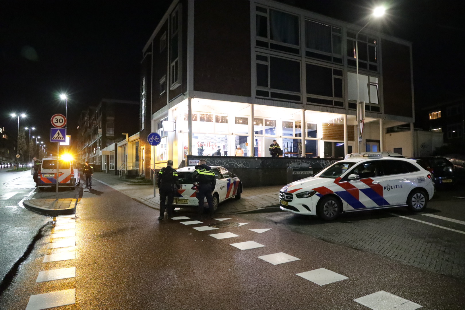 38-jarige man aangehouden na gewapende overval op cafetaria in Arnhem