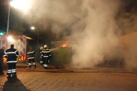 Coniferen in brand Eerbeek 3| Foto Sander de Vries