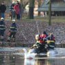 Brandweer redt gans Zutphen|Foto Fotobureau Kerkmeijer Brandweer redt gans Zutphen|Foto Fotobureau Kerkmeijer