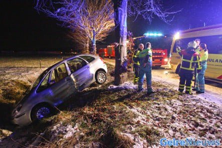 Ongeval Vordenseweg Baak. foto Nicolaas Kerkmeijer/Fotobureau Kerkmeijer
