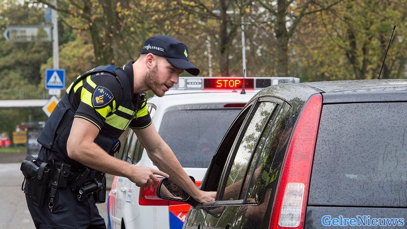 Boetes en aanhouding tijdens verkeerscontrole in Zevenaar