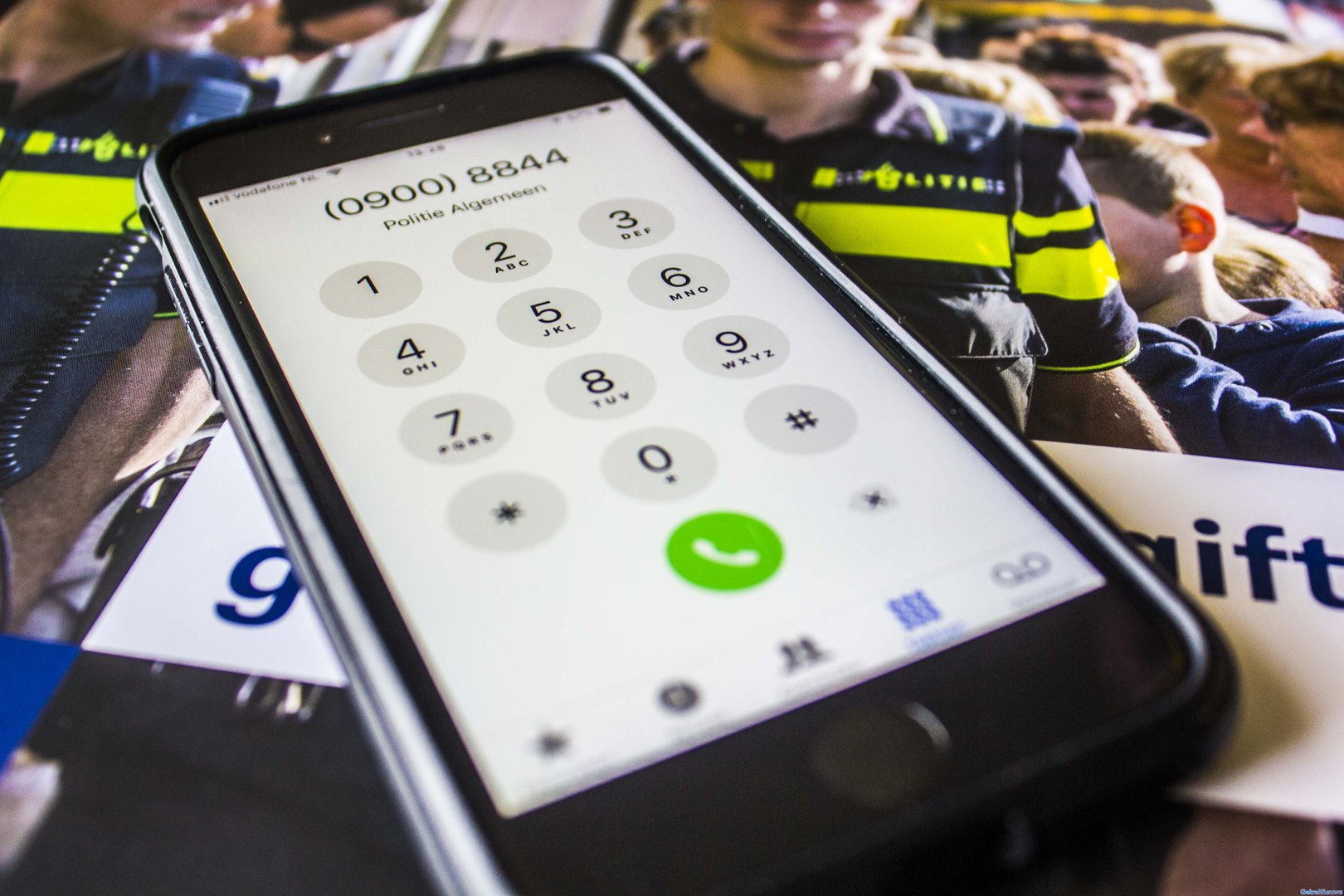 Politie zoekt getuigen na een bedreiging met een mes in Arnhem