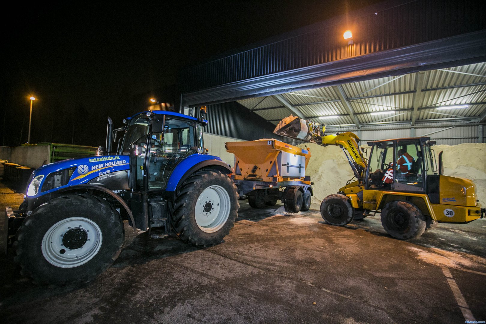 Sneeuw zorgt voor ‘verraderlijk gladde wegen’: KNMI geeft code geel