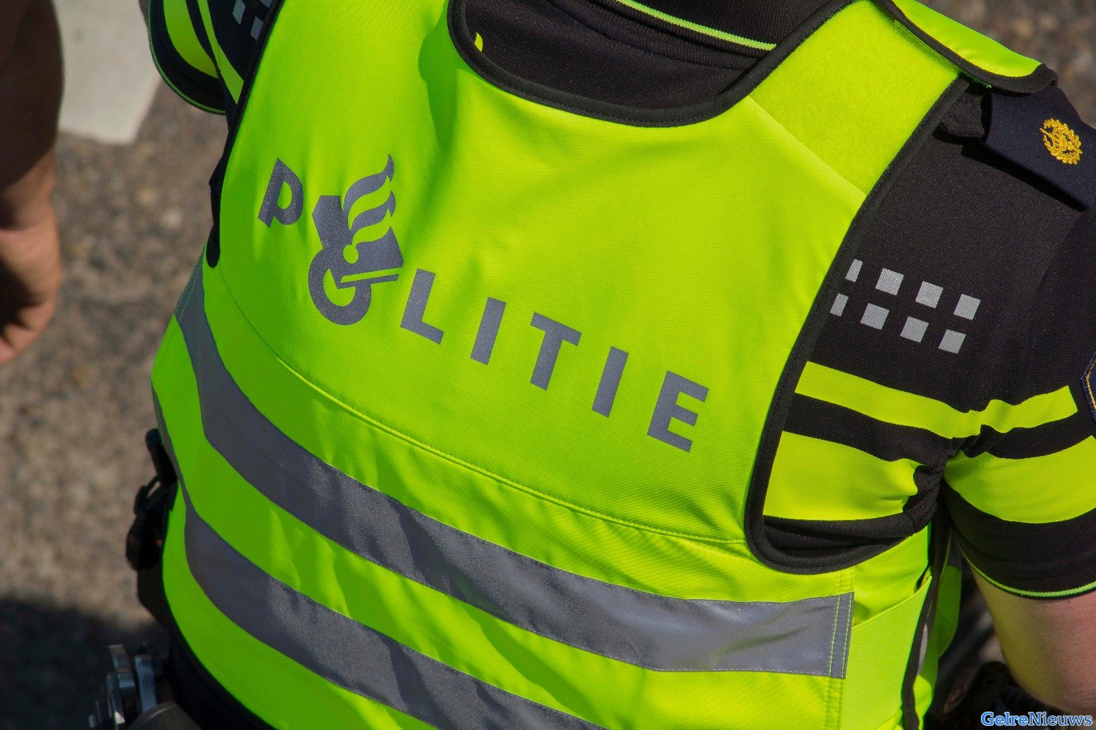 Jongetje (10) van fiets geduwd en beroofd van 2 euro