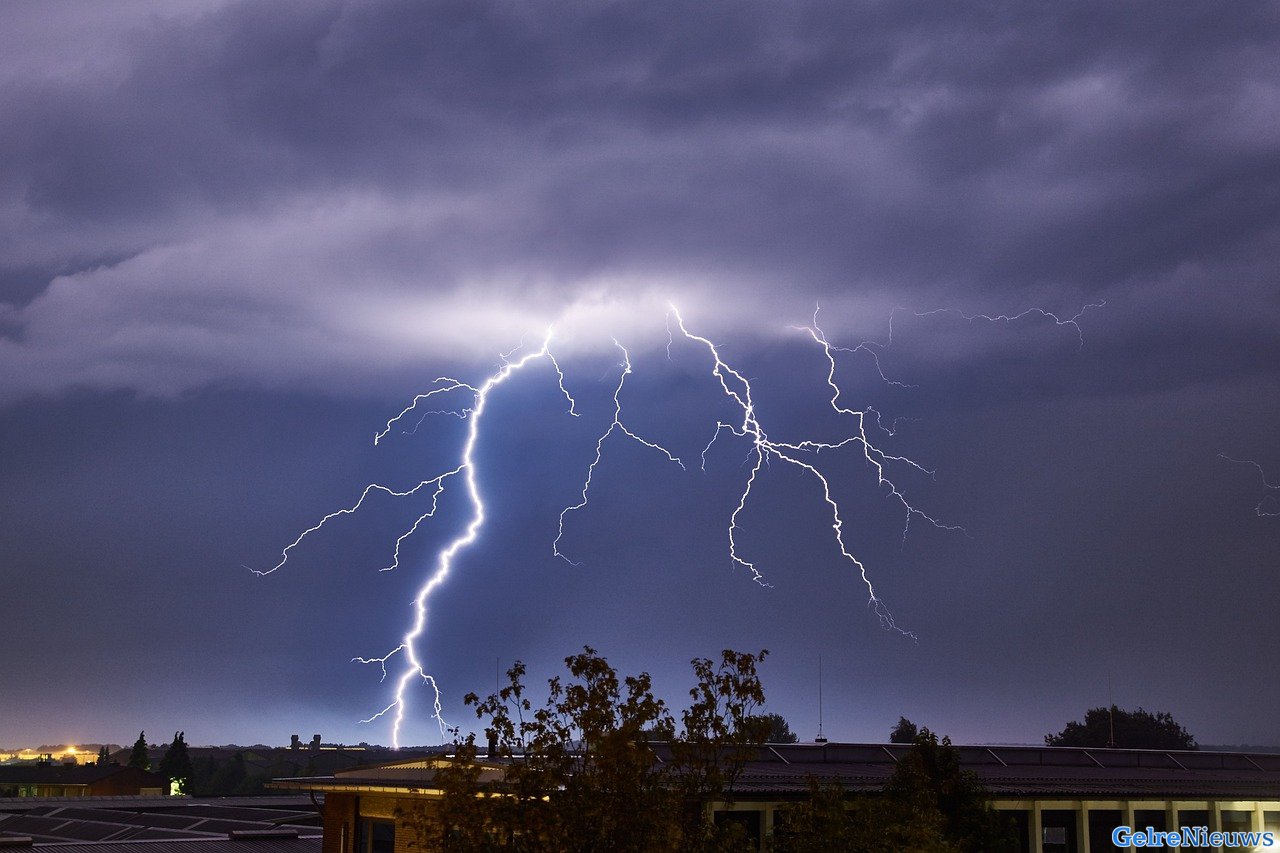 Code oranje vanwege zware onweersbuien
