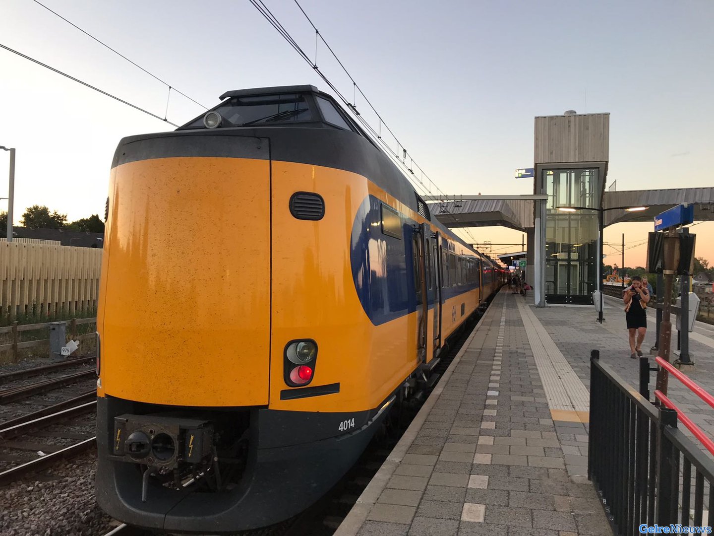 Medereizigers reanimeren man in trein richting Arnhem