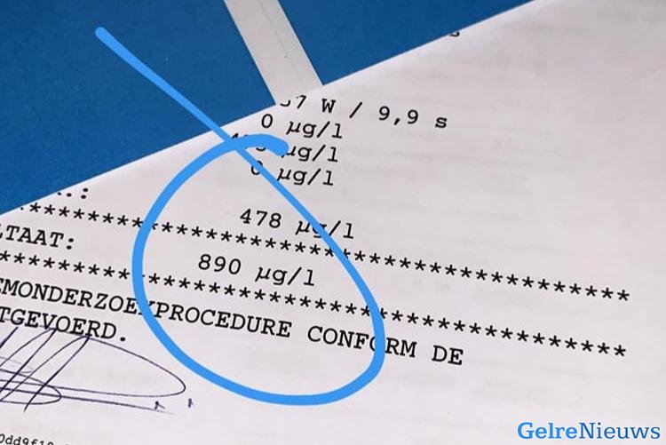 Bezatte bestuurder zonder rijbewijs aangehouden na achtervolging in Arnhem