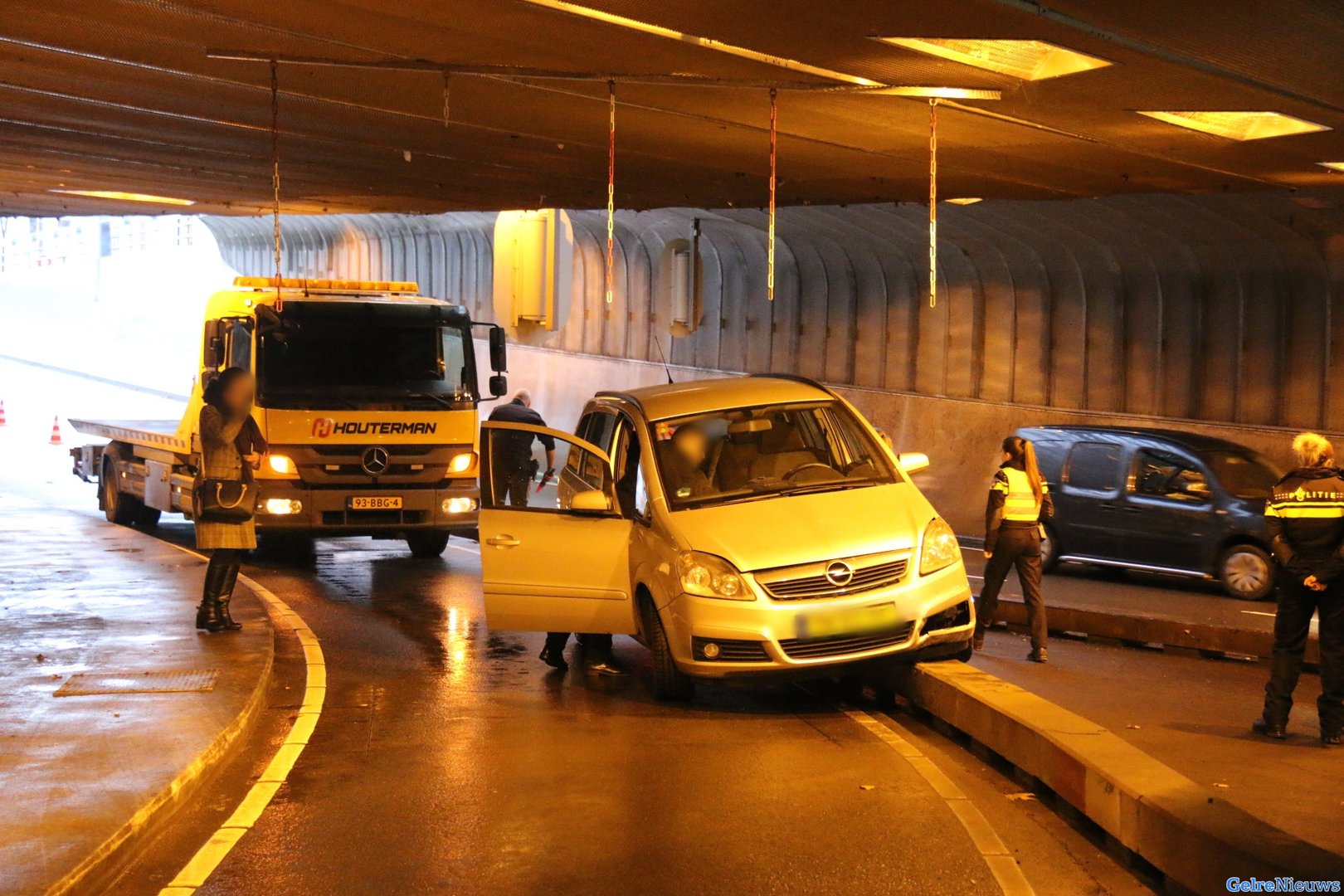 Parkeergarage Arnhem Centraal afgesloten na ongeval