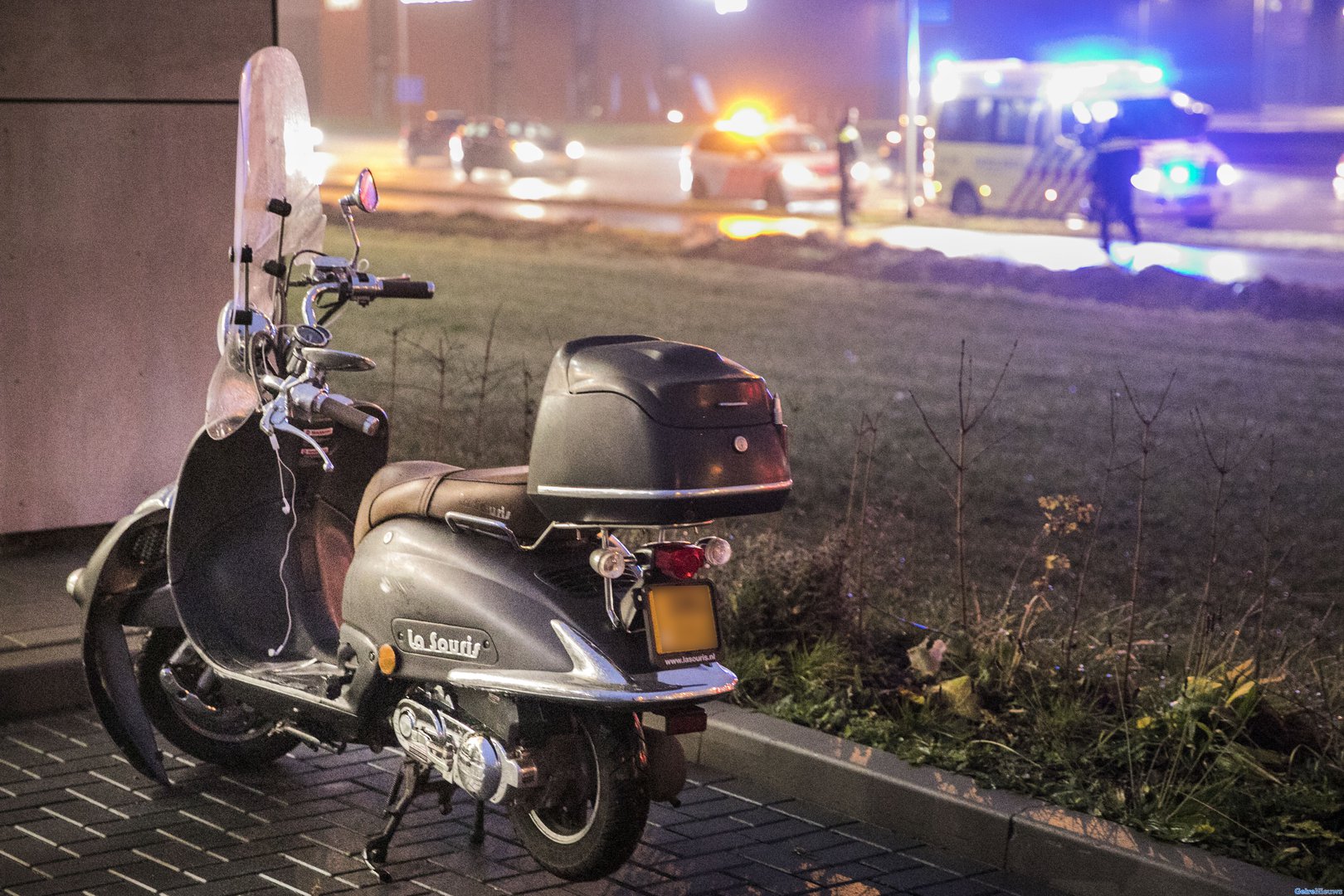 Aanrijding op Rivierweg in Duiven, twee gewonden