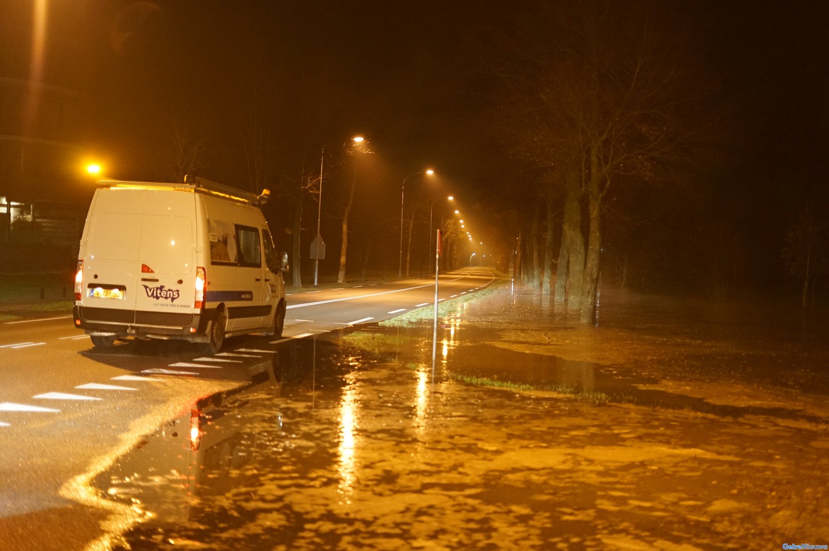 Waterleiding gesprongen in Wijchen, flinke wateroverlast