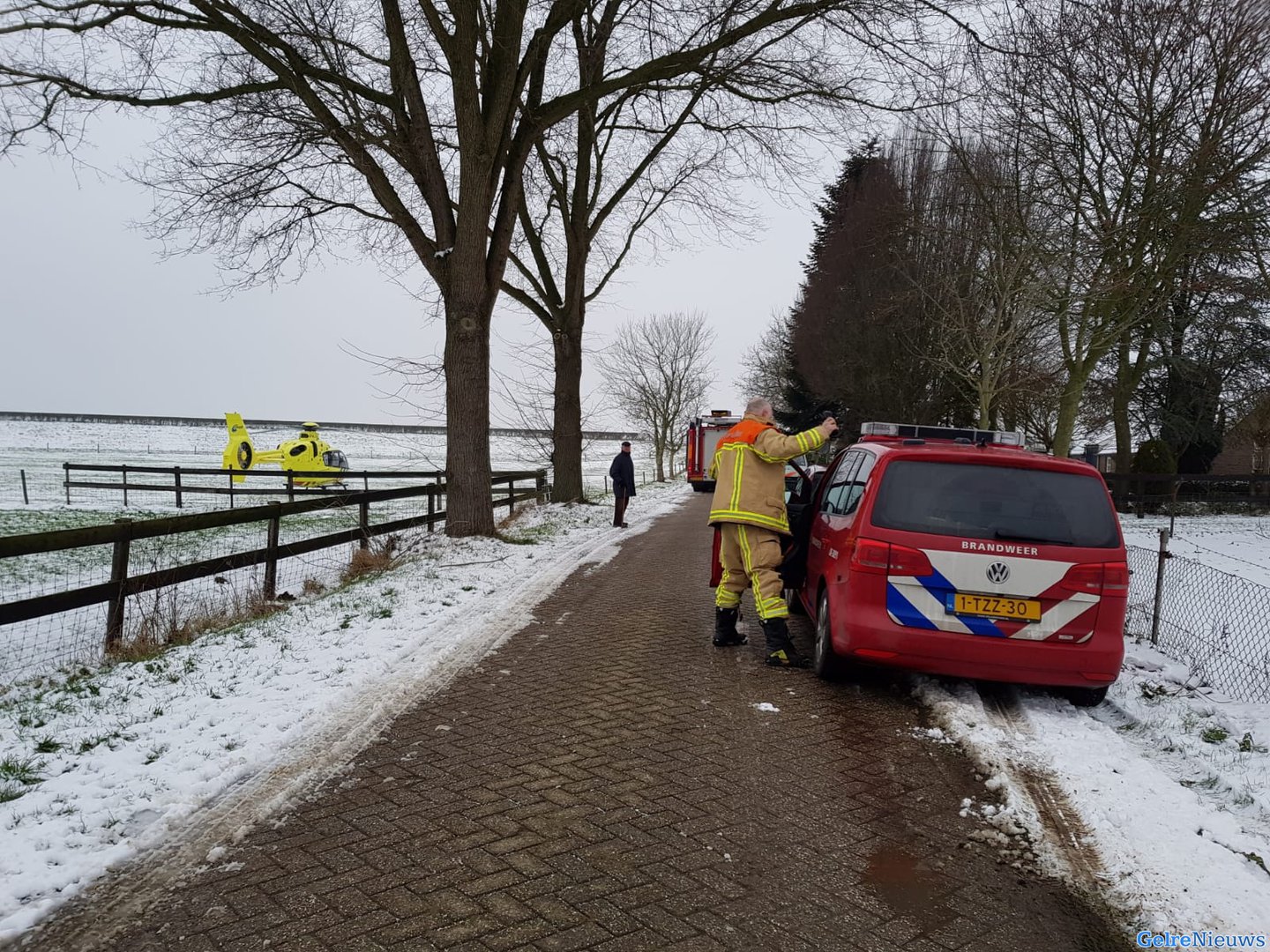 Man bekneld onder hooibalen in Overasselt