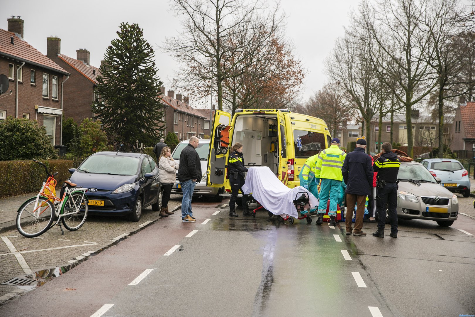 Fietser gewond bij aanrijding in Rheden