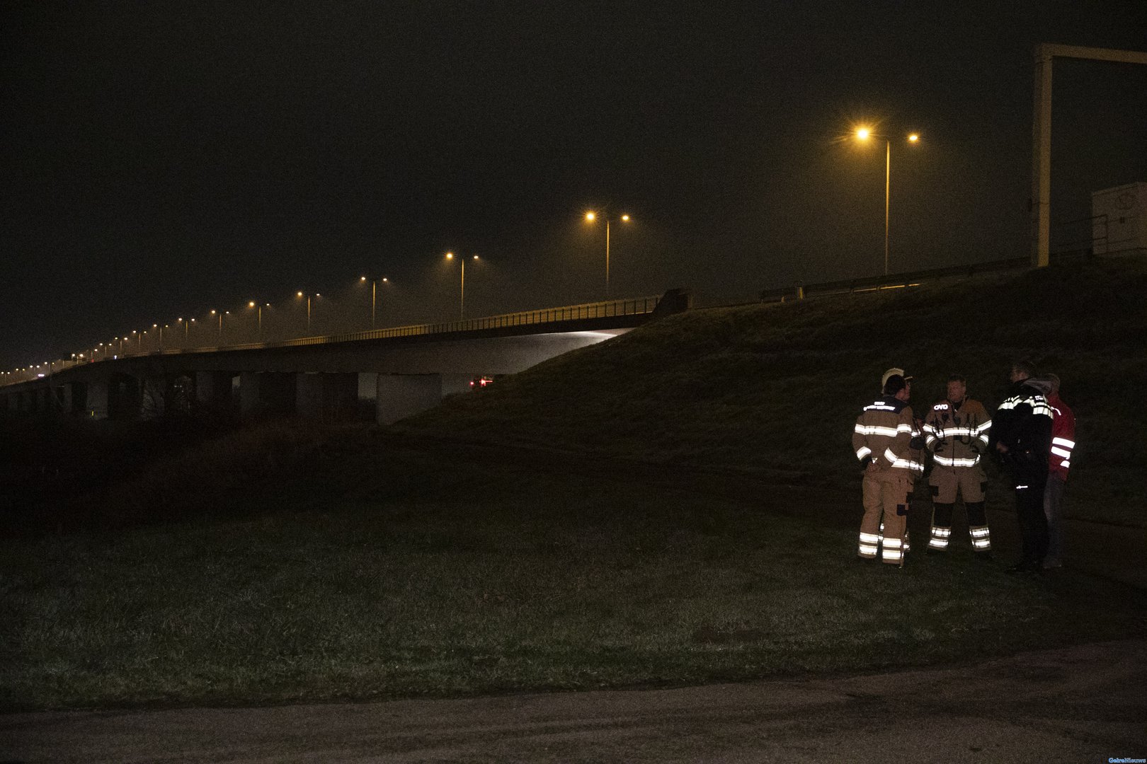Zoekactie bij Andrej Sacharovbrug Arnhem vanwege ‘brugspringer’
