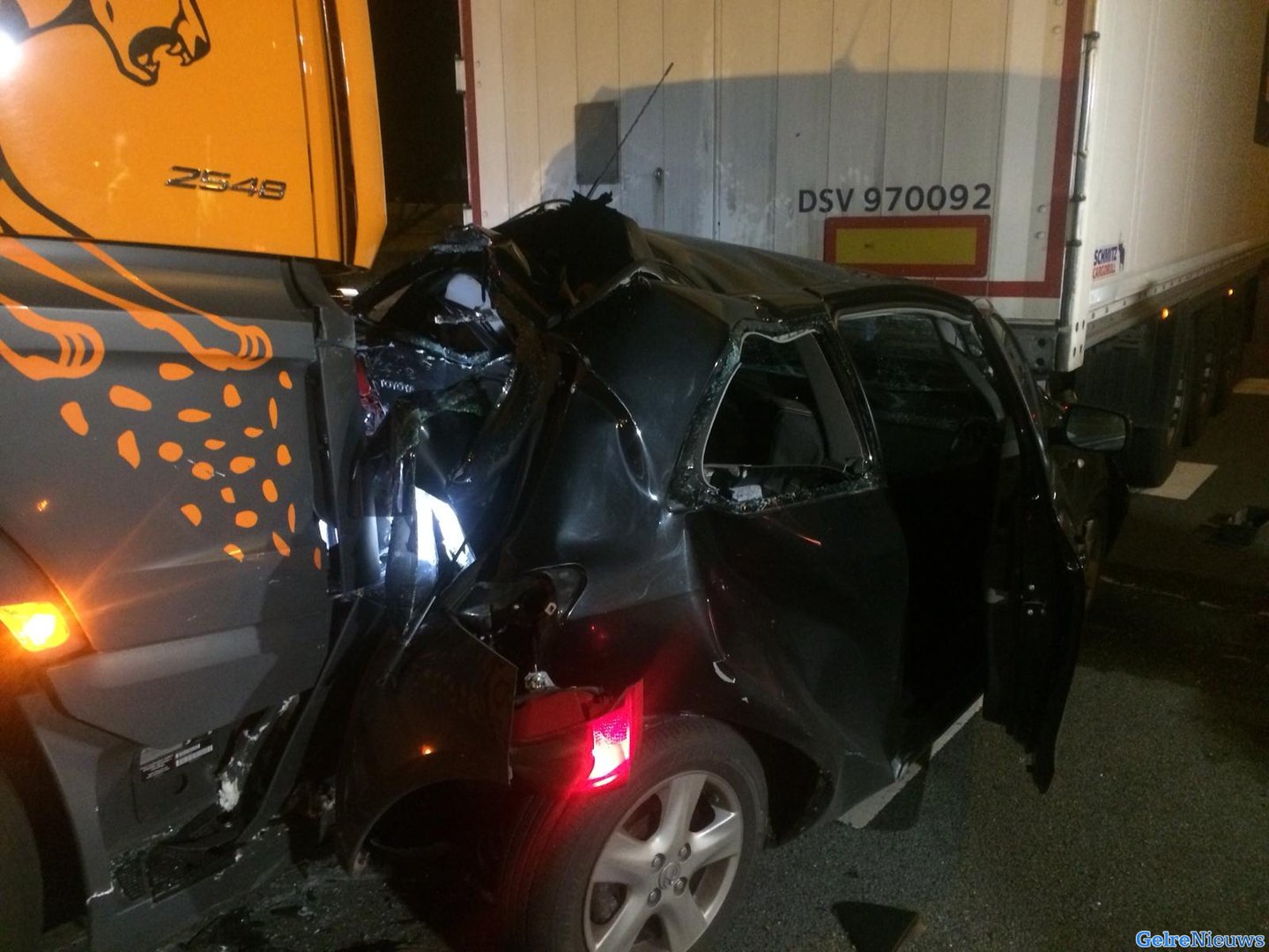 Automobilist met een engeltje op haar schouder bij ongeval