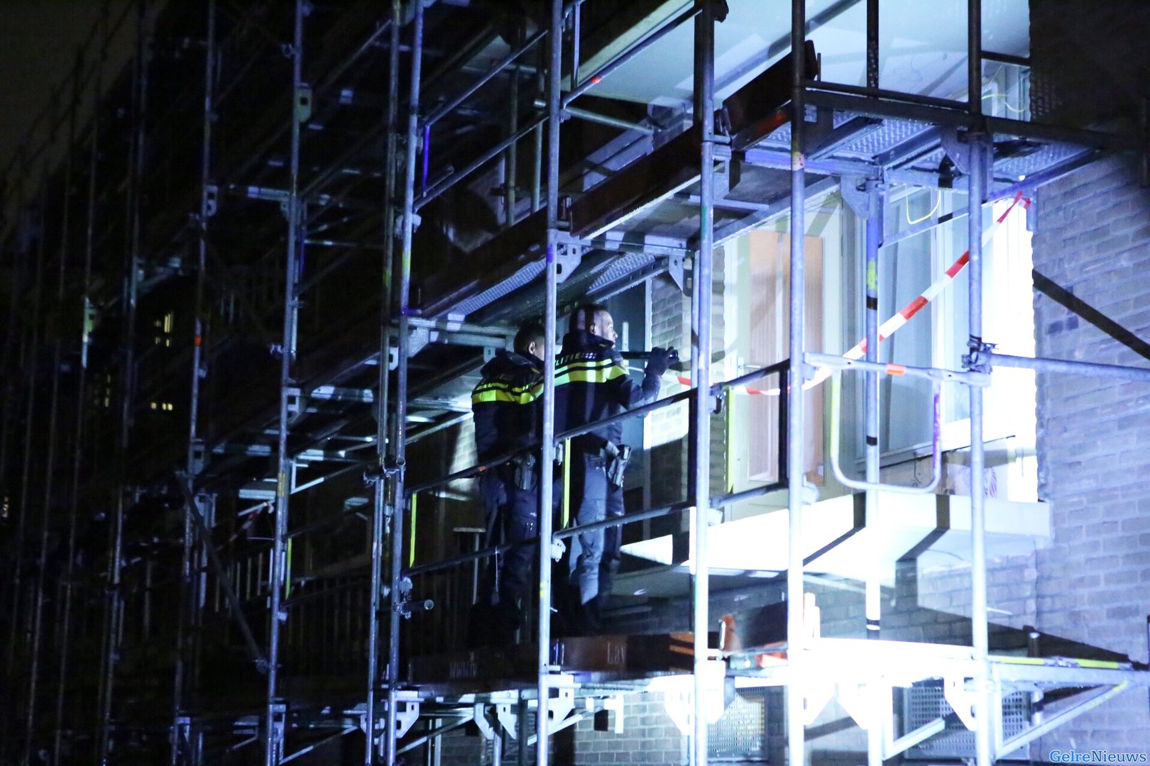 Politie rukt groots uit na inbraakmelding Arnhem