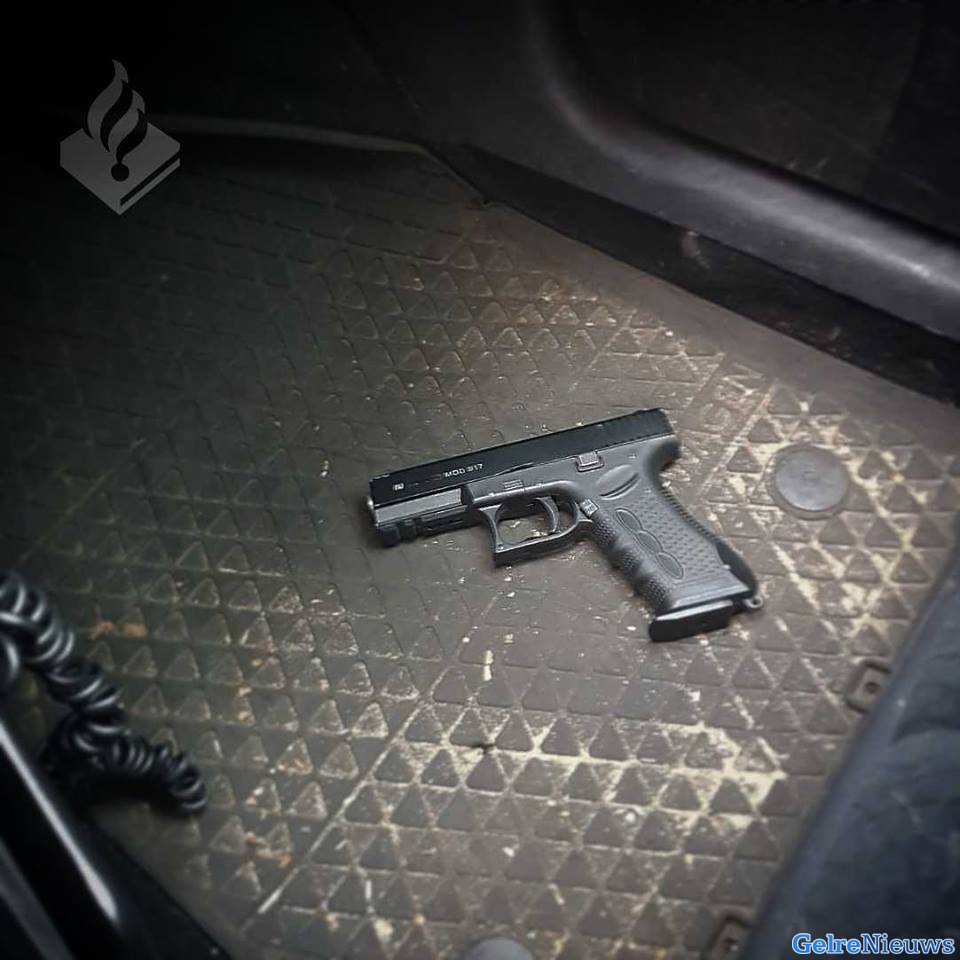 Man met wapen in broeksband aangehouden in Nijmegen