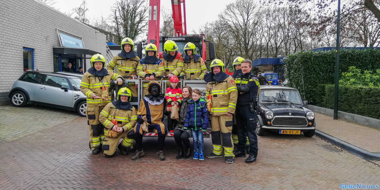 Brandweer Doorwerth en Make a Wish in actie voor ziek kind