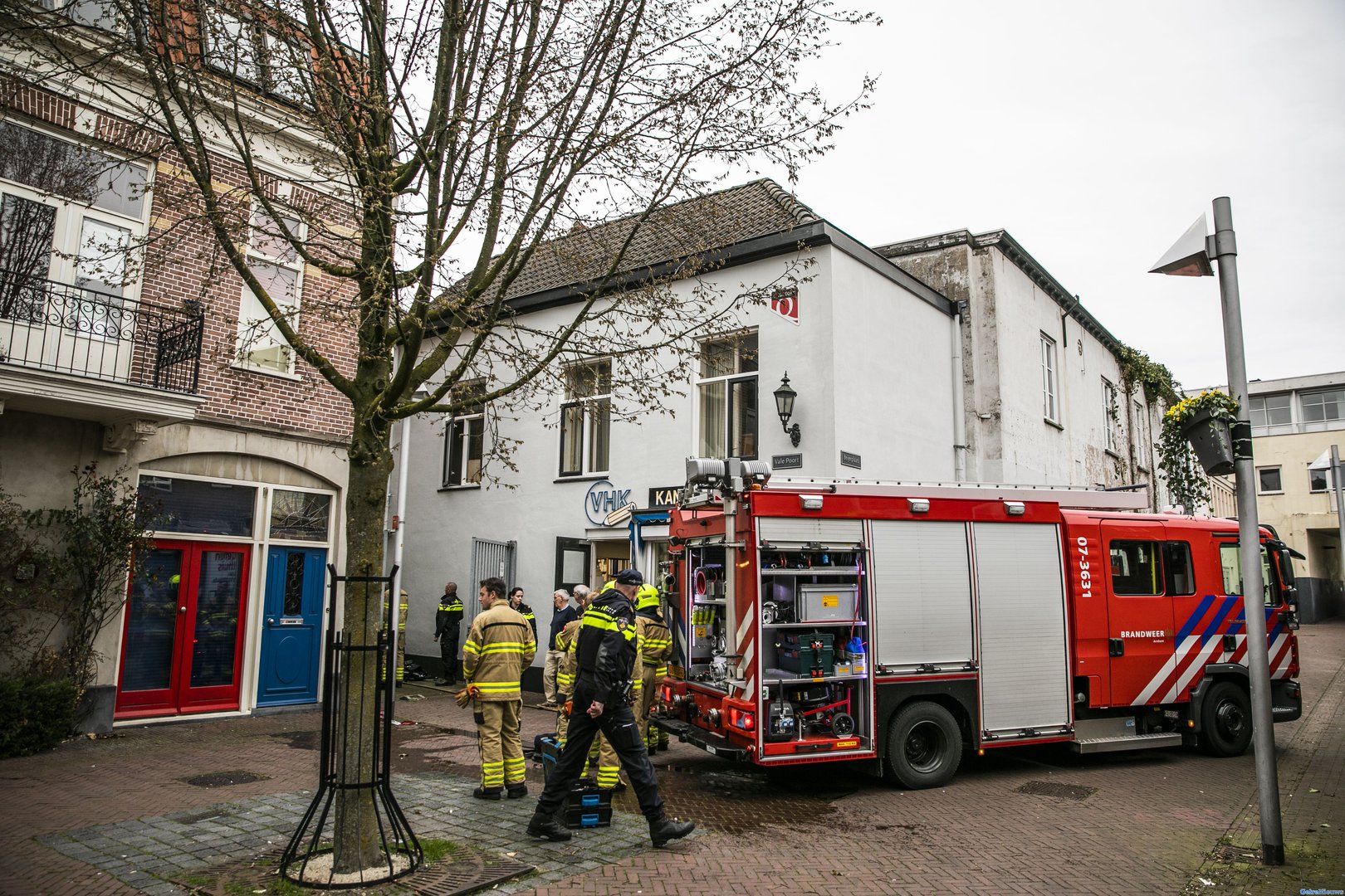 Brand Arnhemse binnenstad: bewoner raakt gewond