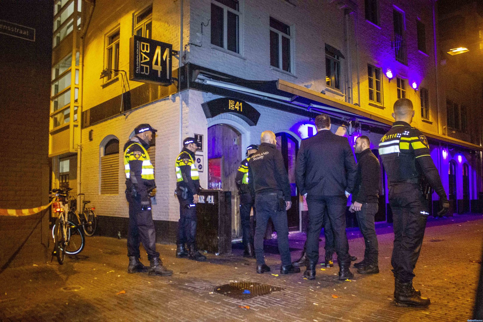 Burgemeester sluit per direct Bar 41 Arnhem na steekpartij