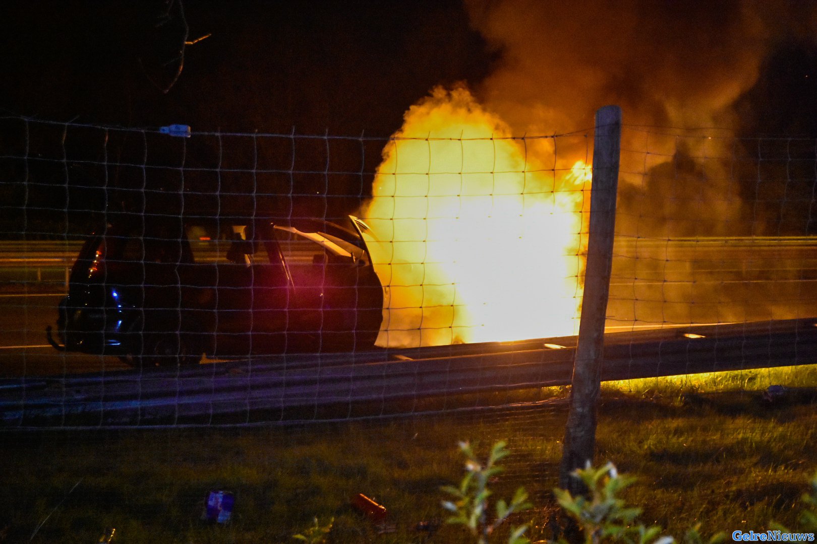 Autobrand op de A50 bij Heelsum