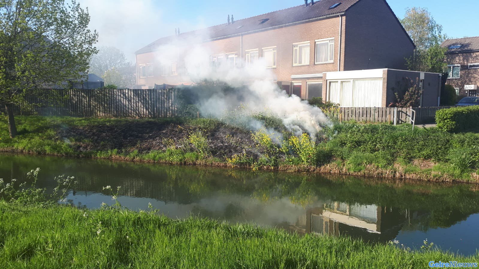 Weer een bermbrand aan de Voorstenkamp Nijmegen