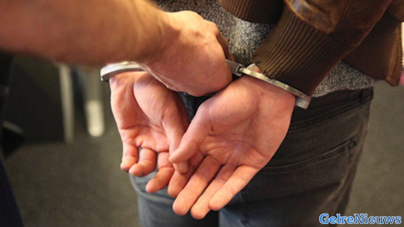 Twee gewonden bij steekincident na vechtpartij, verdachte aangehouden