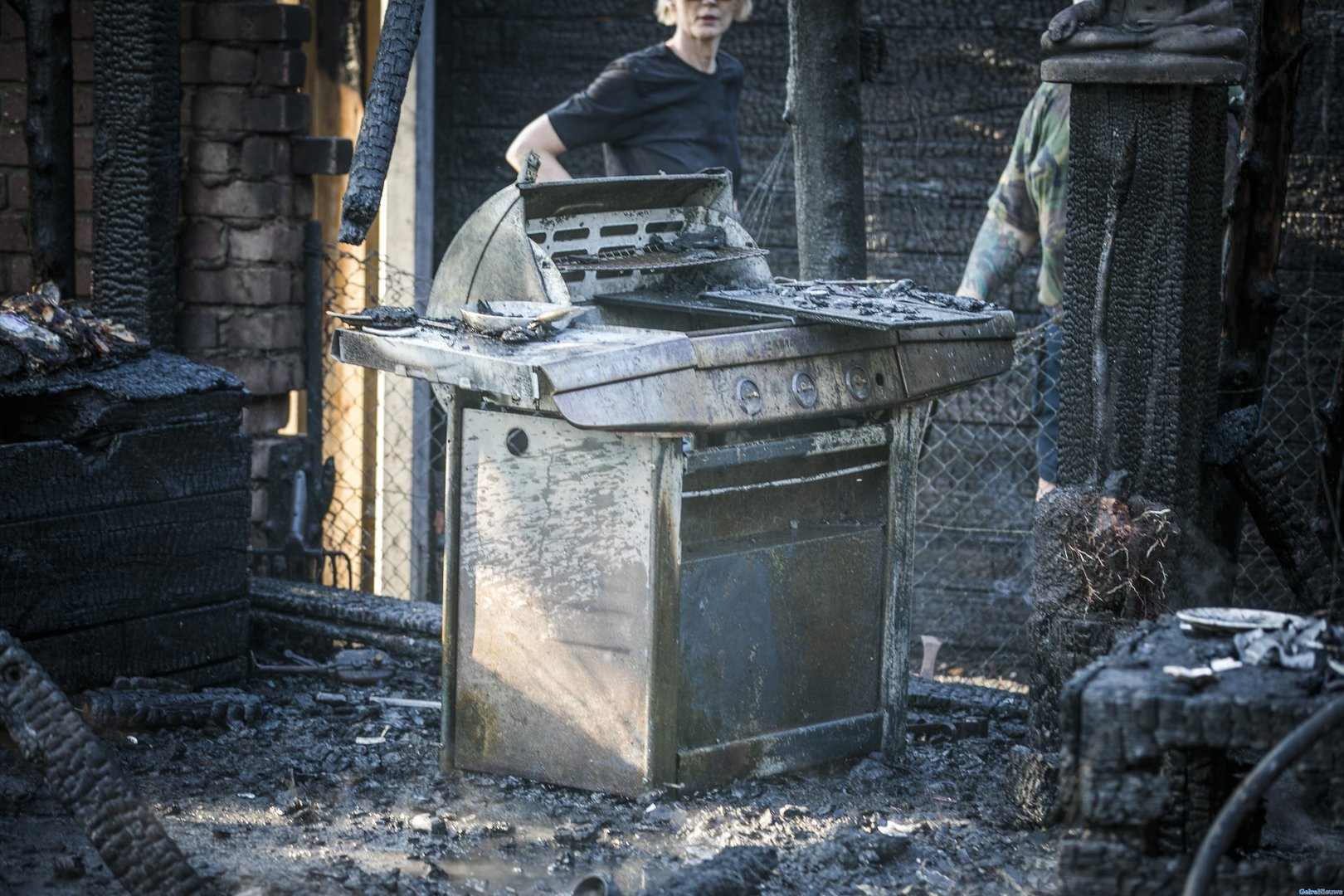 BBQ aansteken gaat mis: flinke brand in Westervoort