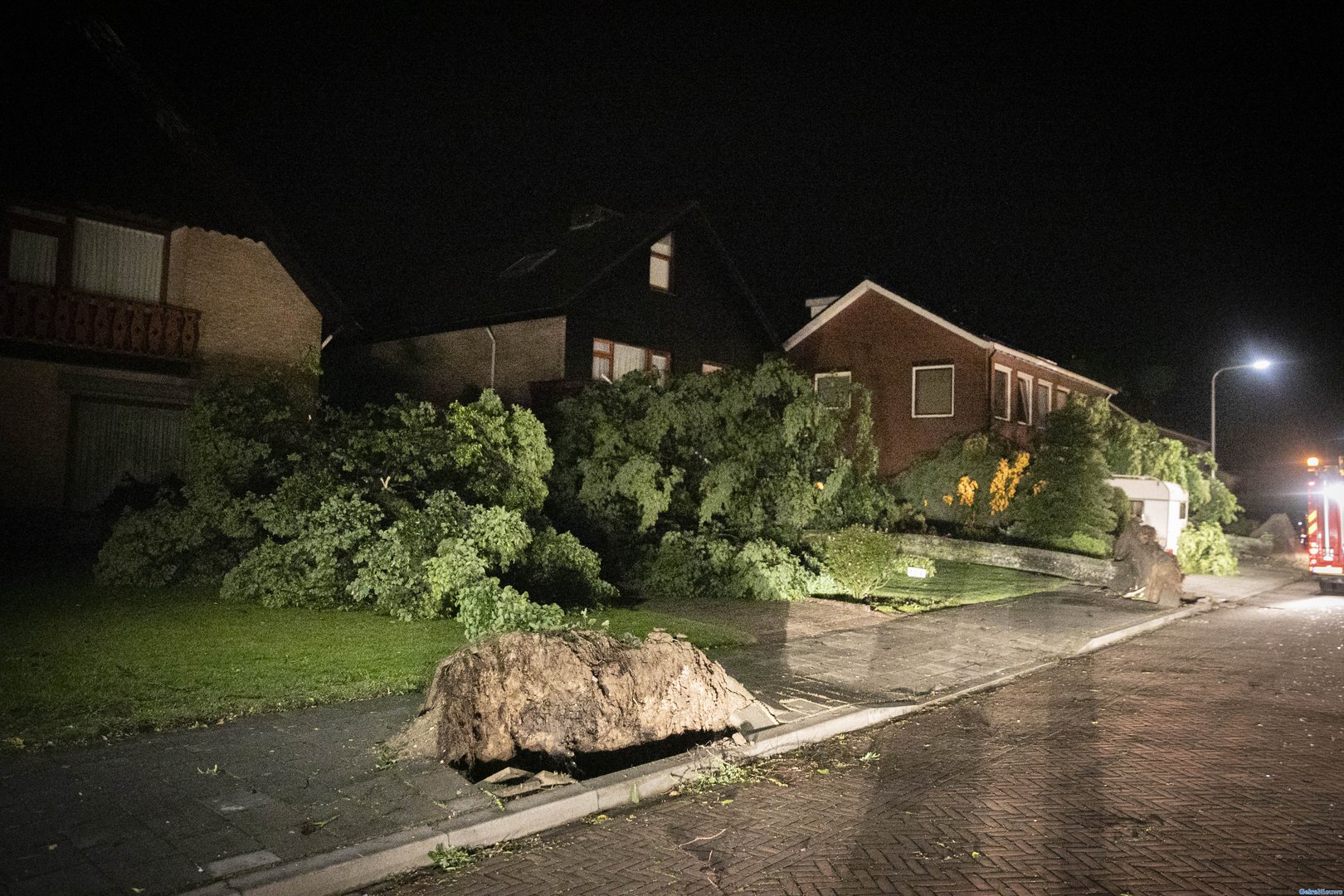 Grote ravage in Rheden: ‘Het leek wel een tornado’