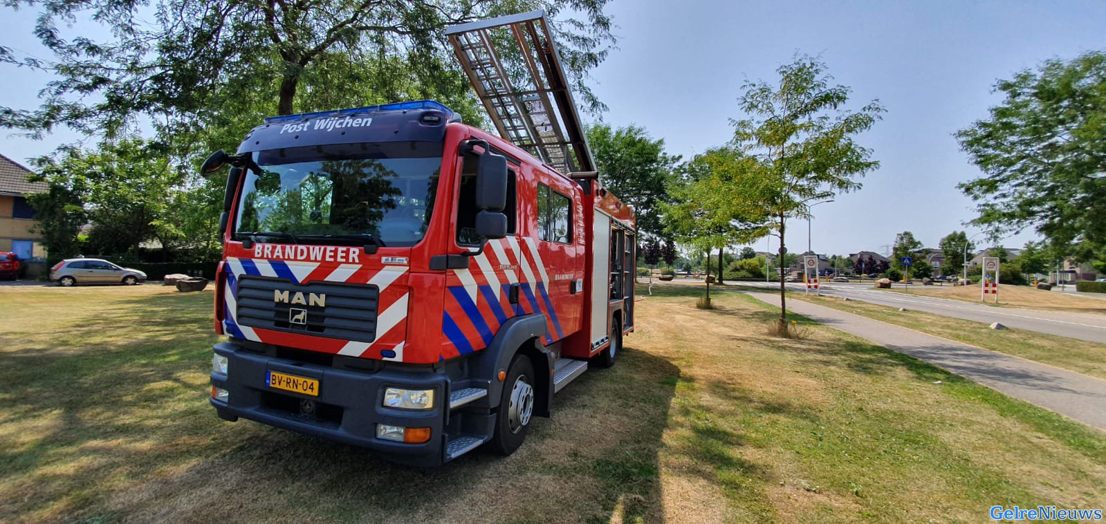 Brandweer Wijchen helpt vissen in nood