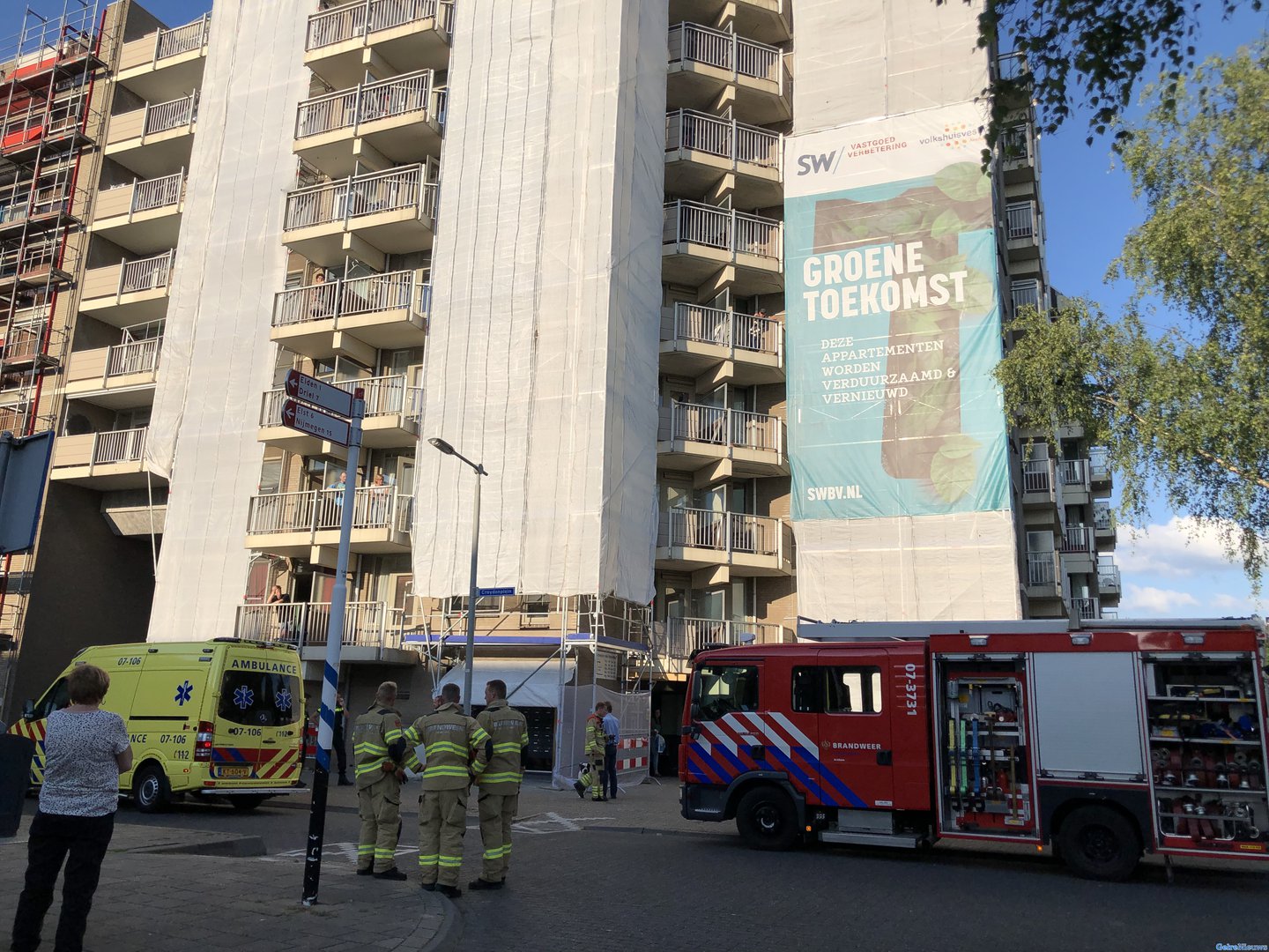 Bewoner ‘blust’ frituurbrand met water