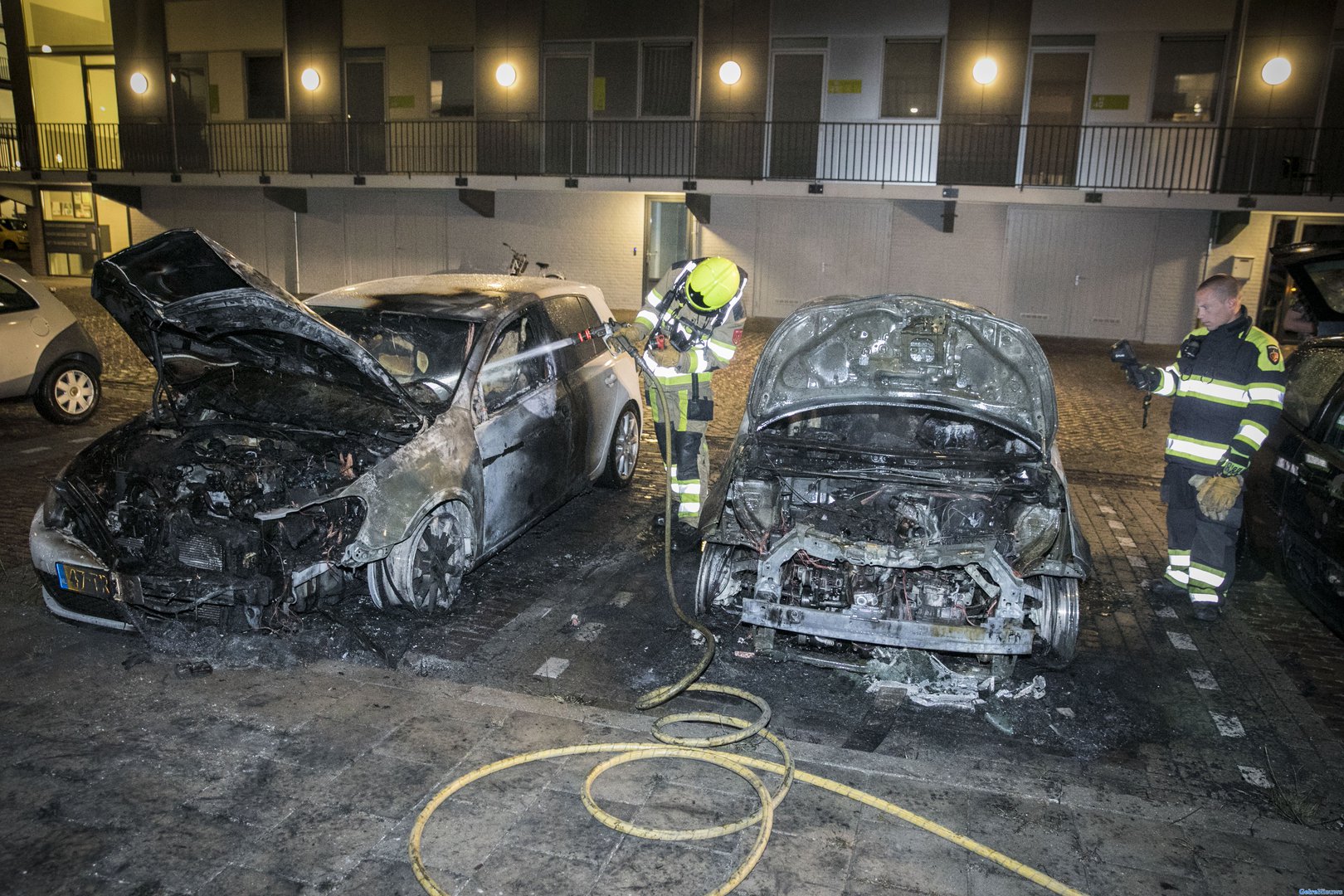 Auto’s verwoest door brand Nijmegen