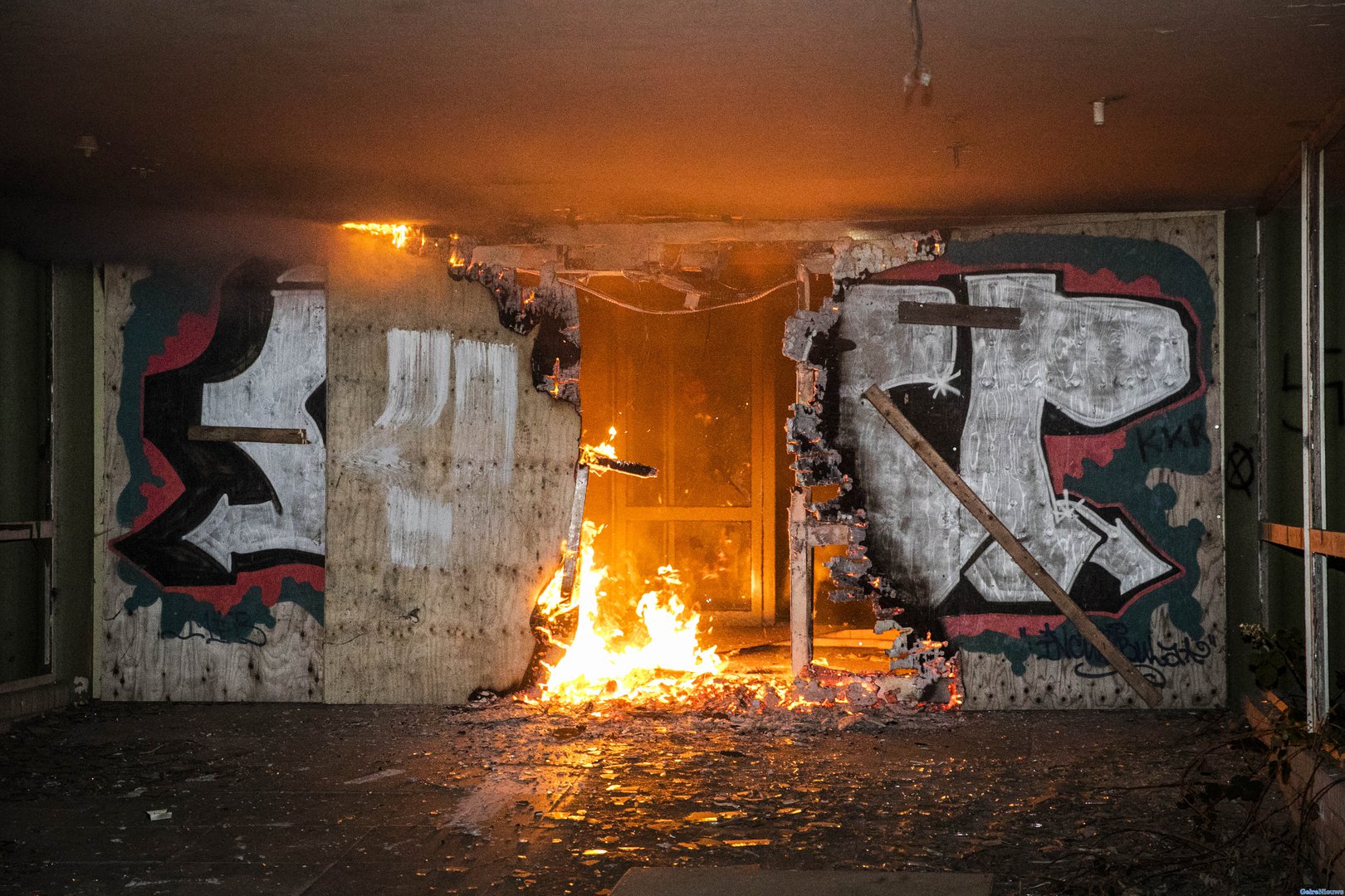 Brandstichting bij Ingang van voormalig Rhederhof