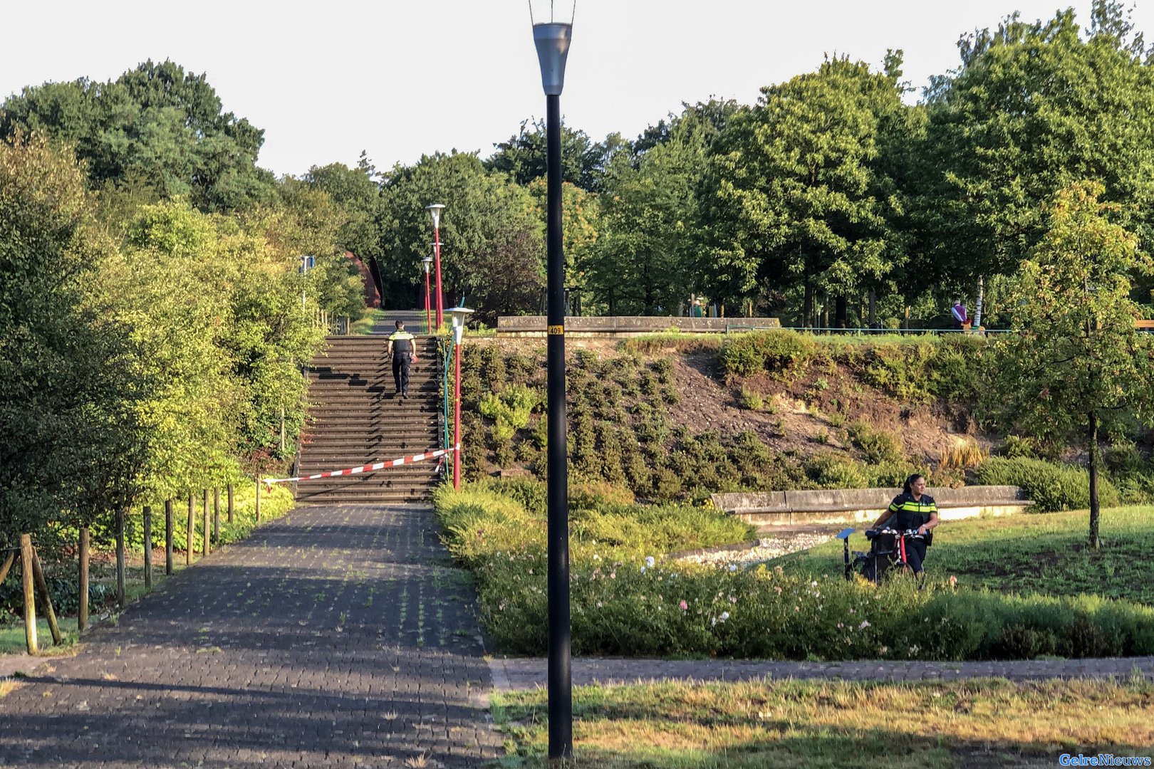 Fietser valt van trap in Rozendaal: man in kritieke toestand