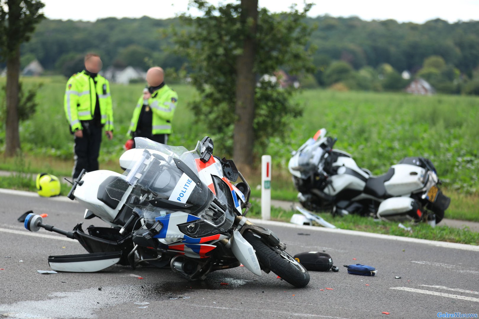 Motoragent botst achterop andere motoragent