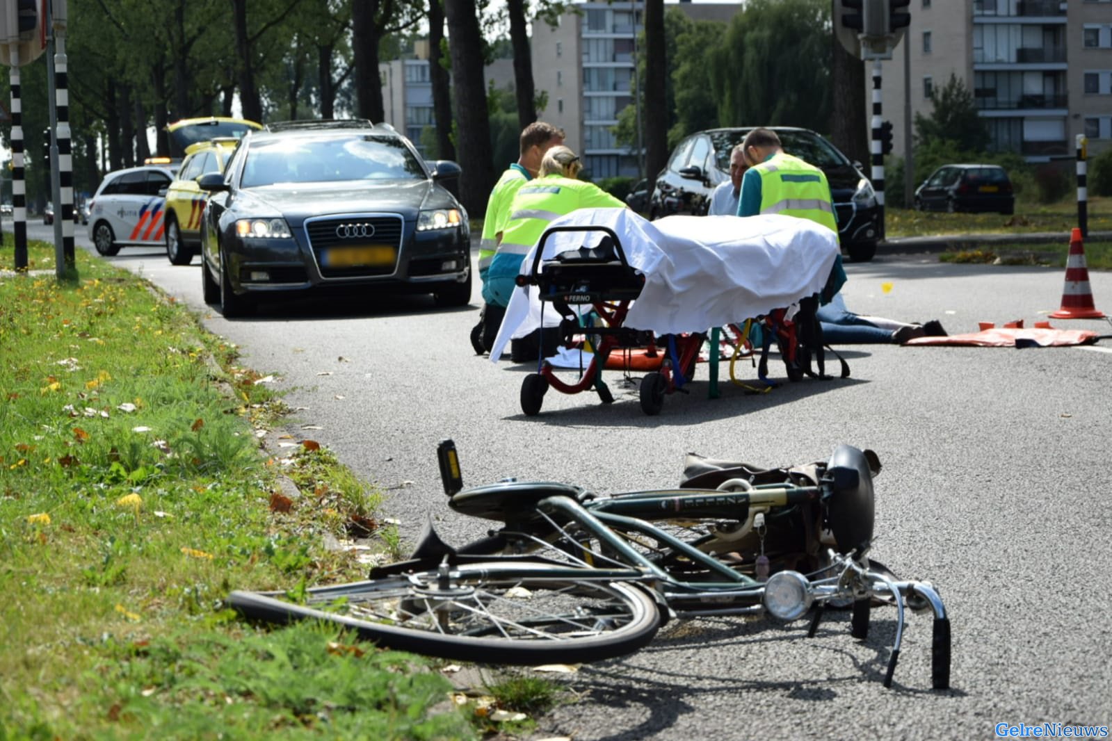 Fietser zwaargewond bij aanrijding in Arnhem