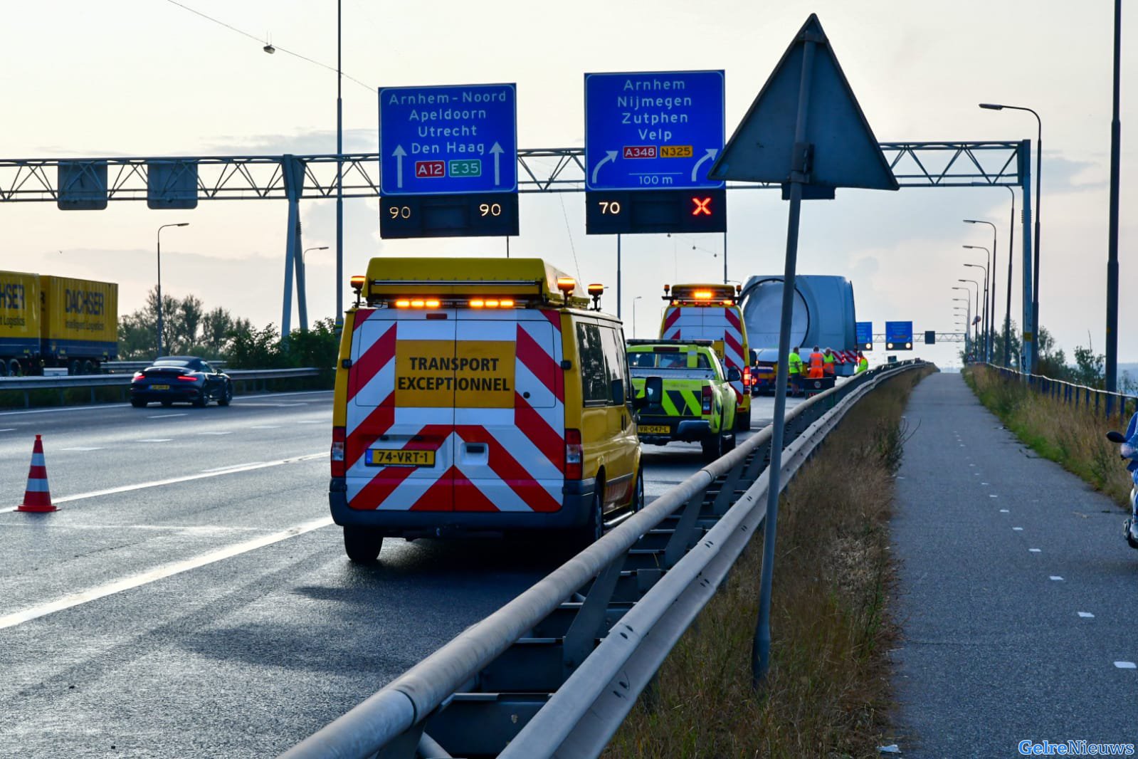 A12 deels afgesloten vanwege pechgeval met speciaal transport