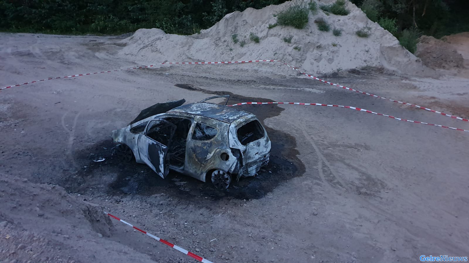 Gestolen auto in brand gestoken na ramkraak in Wijchen