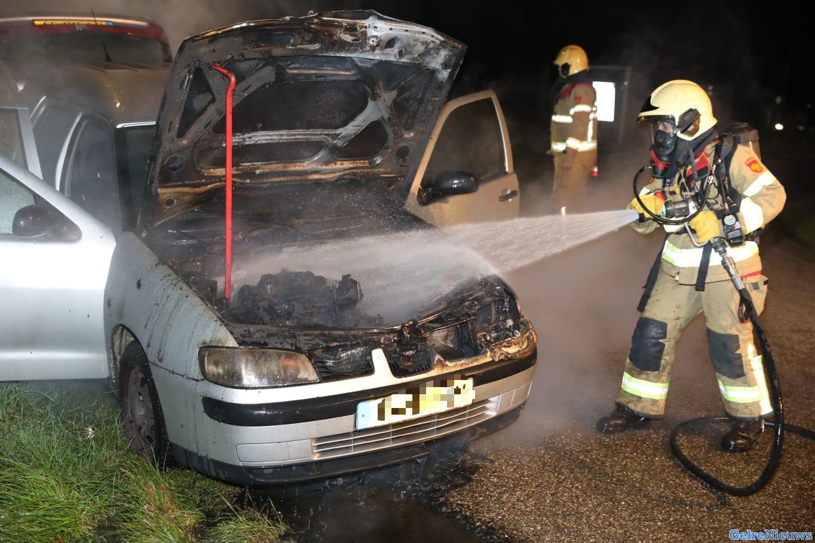 Auto verwoest door brand in Didam