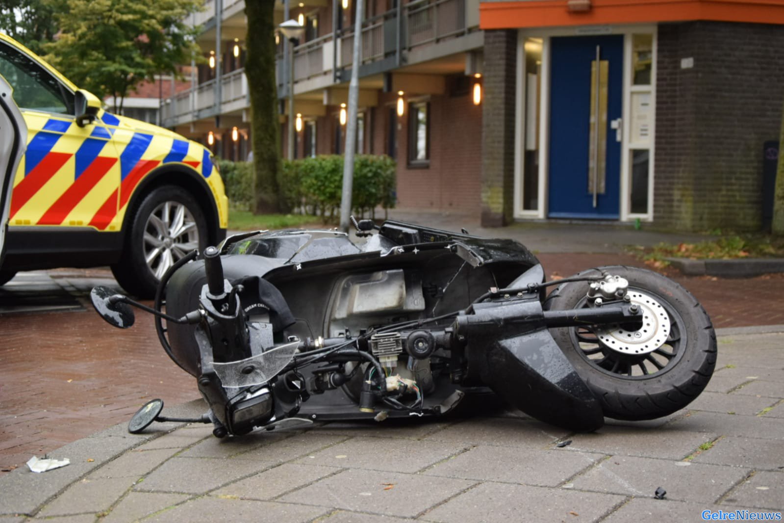 Scooterrijder aangereden door auto in Arnhem-Zuid