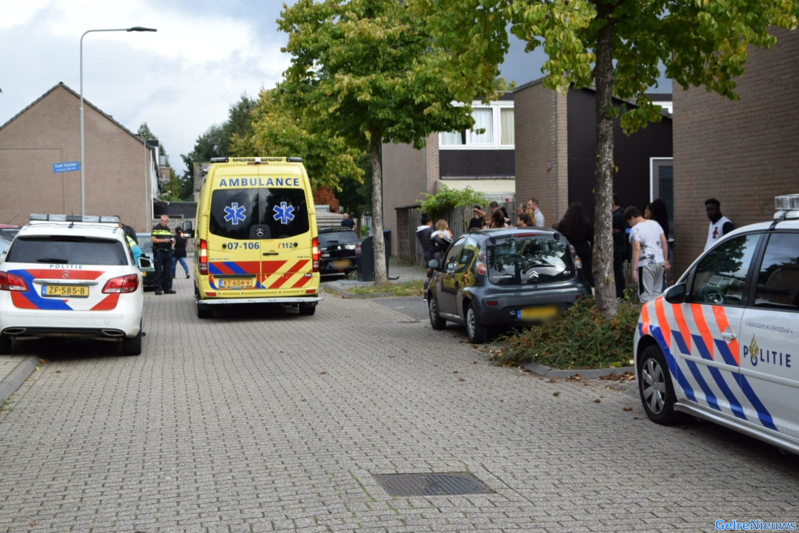 Kind onder auto bij ongeval: ‘Buurt wil actie van gemeente’