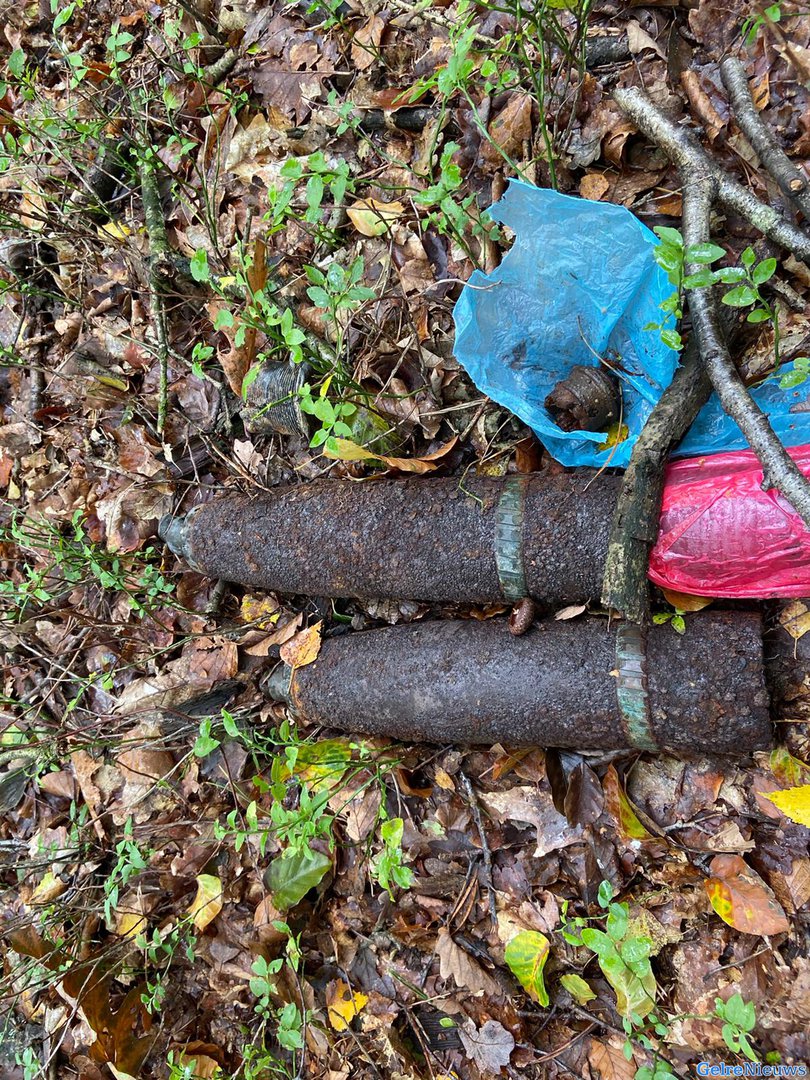 Explosieven aangetroffen in het bos bij Arnhem