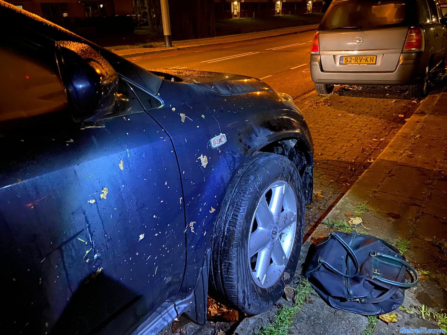 Jongeren proberen auto in brand te steken