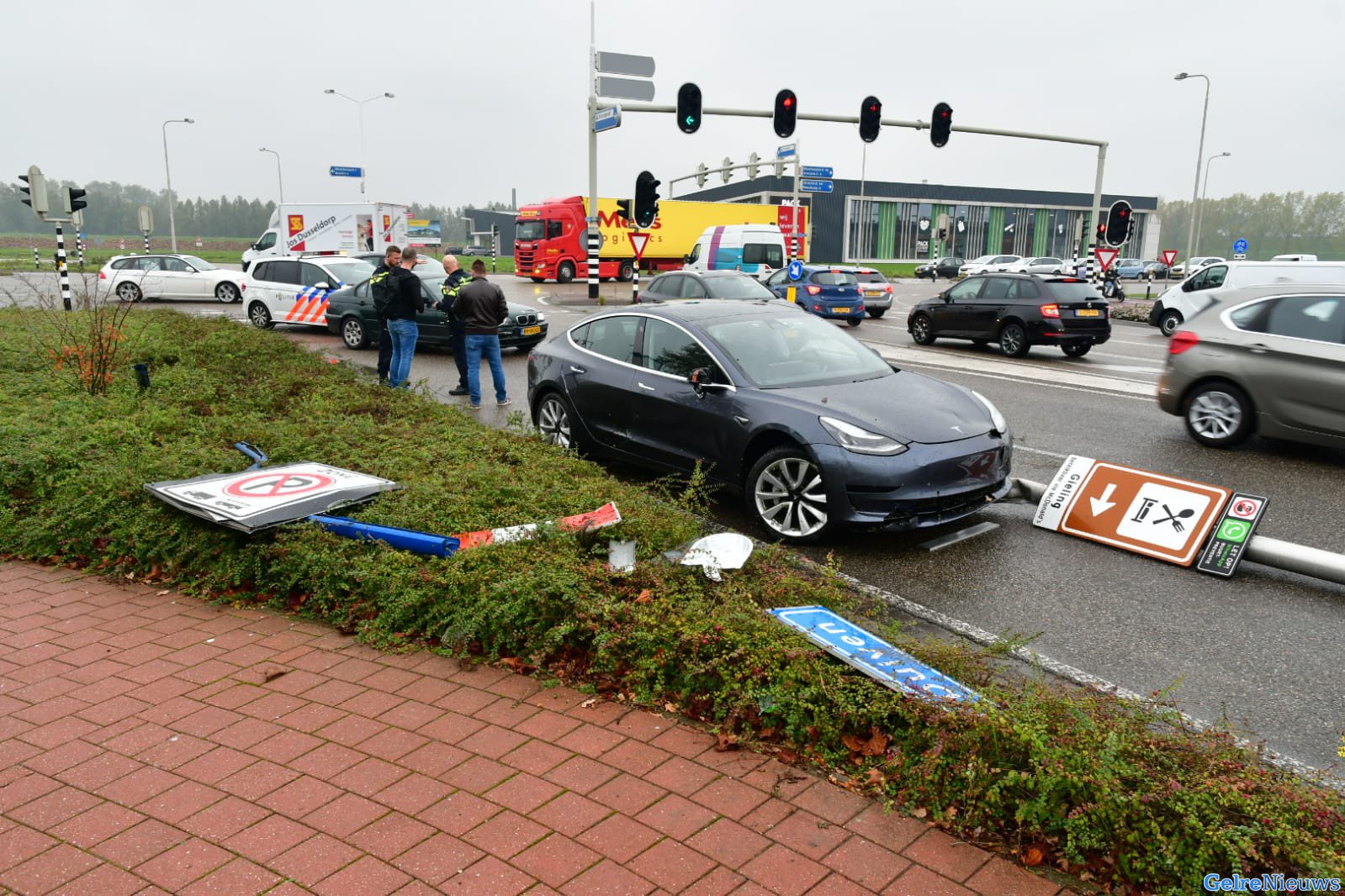 Ravage na ongeval net Tesla in Duiven
